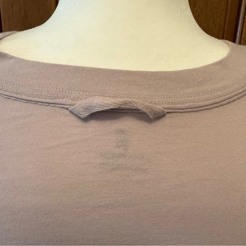 New Women’s Free People Inspire Logo Crop Tee - Oyster Combo Size Medium - Picture 6 of 9